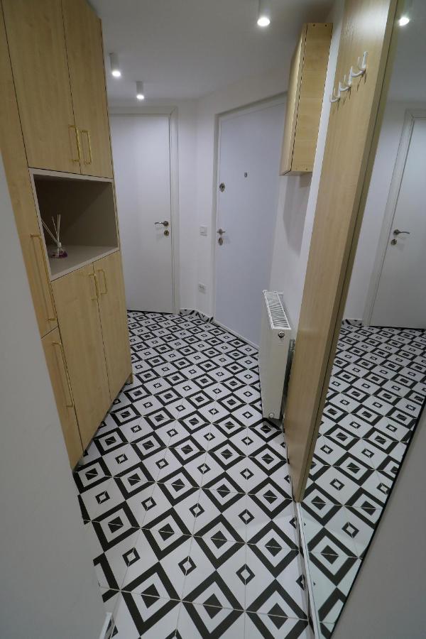 Deluxe Studio Old Center Panoramic View Terrace Apartment Букурещ Екстериор снимка
